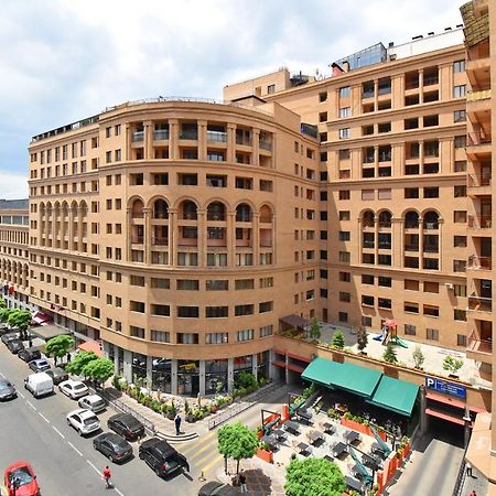Armenak Apartment 5-Комнатная يريفان المظهر الخارجي الصورة
