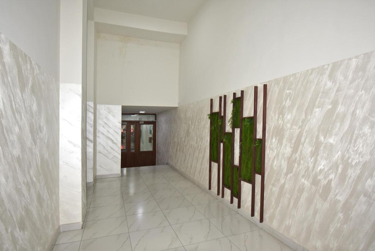 Armenak Apartment 5-Комнатная يريفان المظهر الخارجي الصورة