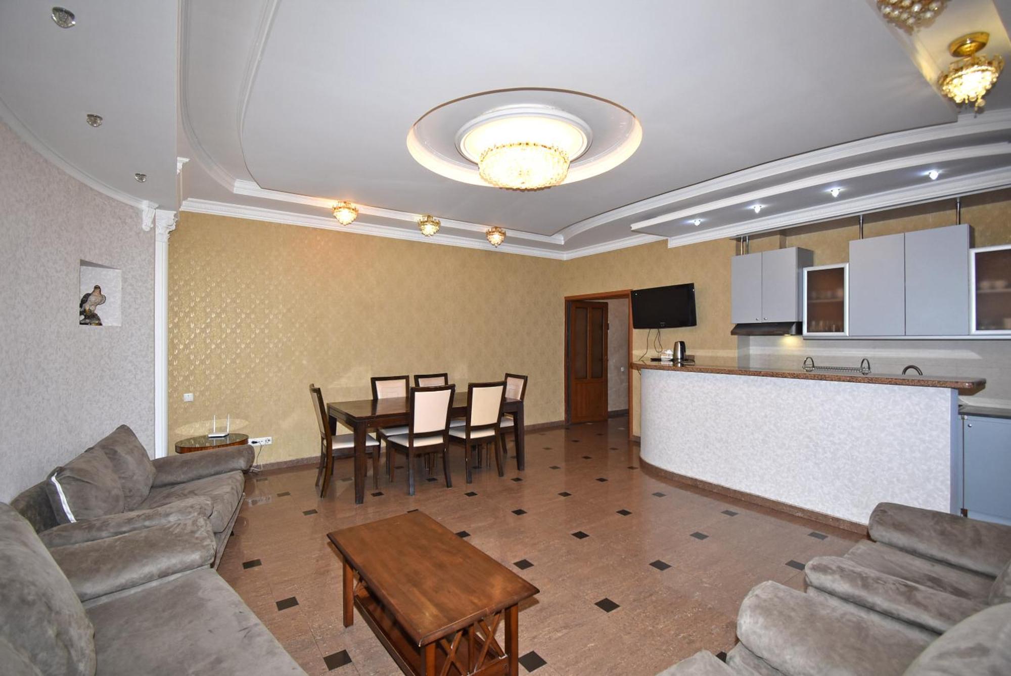 Armenak Apartment 5-Комнатная يريفان المظهر الخارجي الصورة